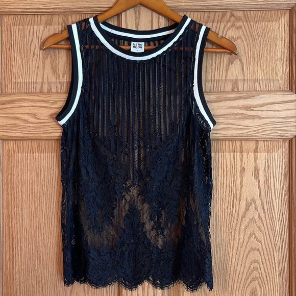 Vero Moda Navy Lace Muscle Tee - Picture 3 of 10